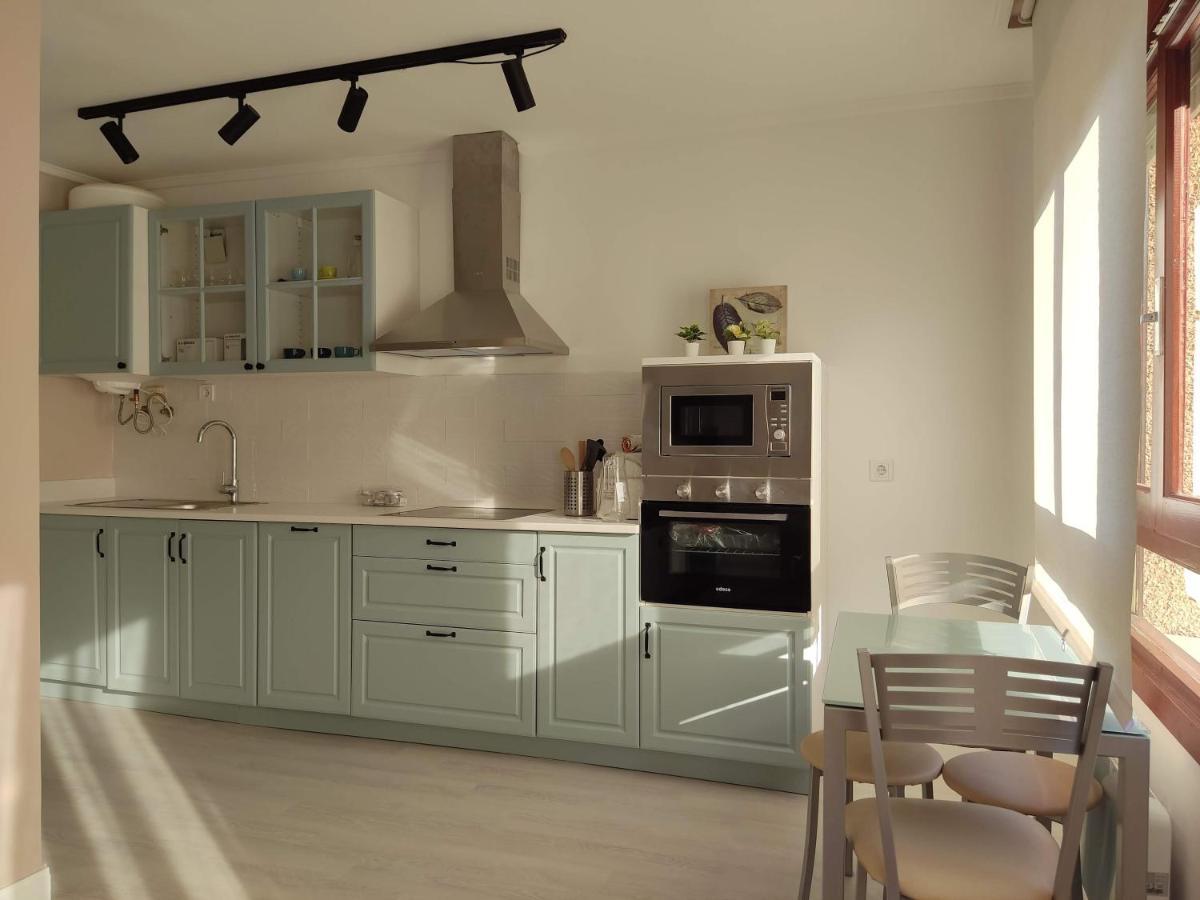 Acogedor Apartamento Junto A La Plaza Villasana de Mena Ngoại thất bức ảnh
