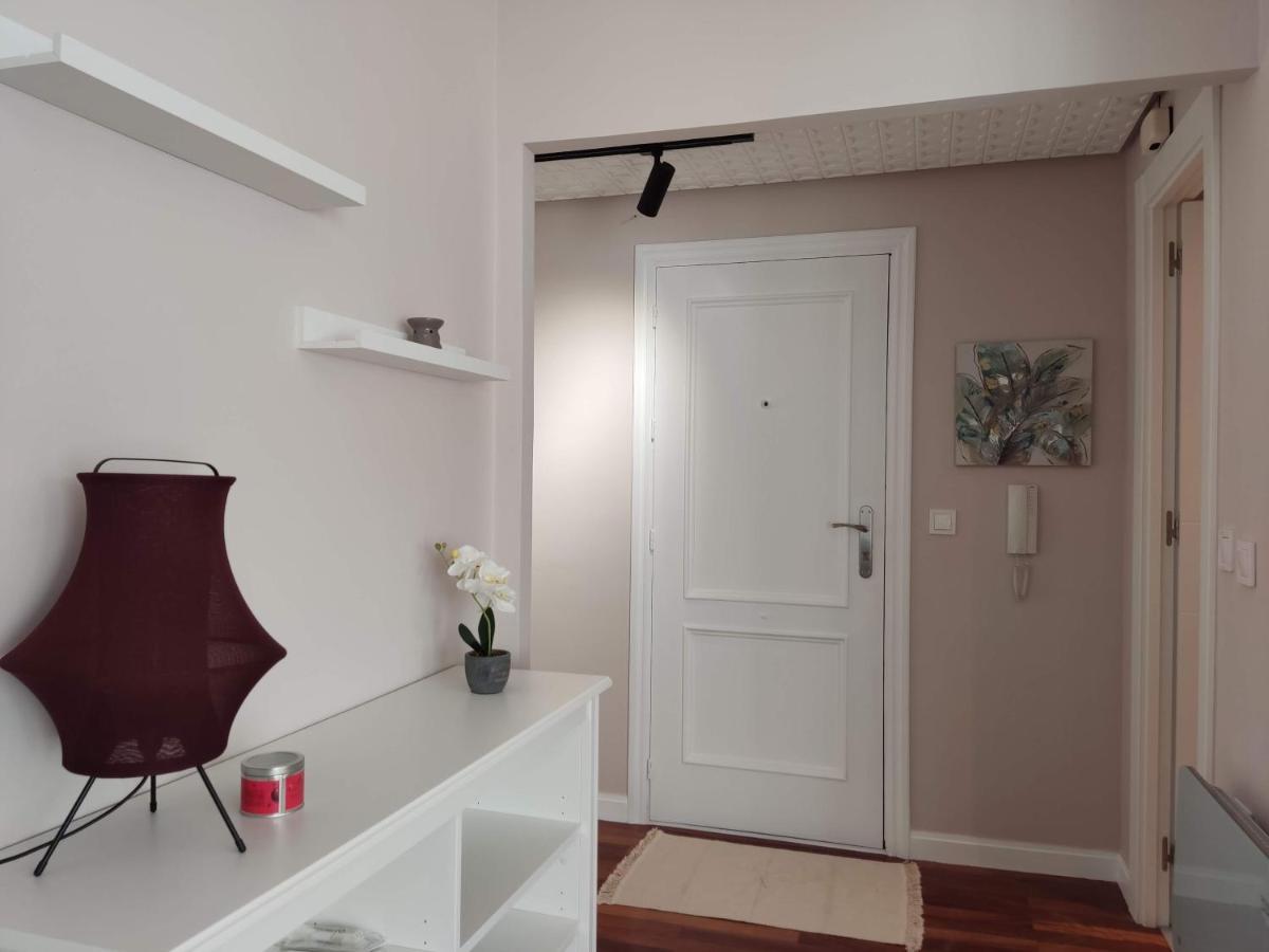 Acogedor Apartamento Junto A La Plaza Villasana de Mena Ngoại thất bức ảnh