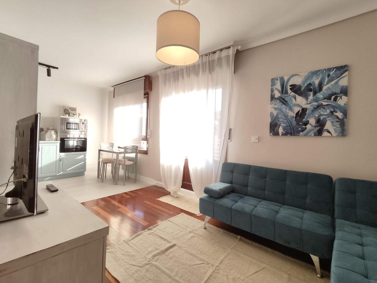 Acogedor Apartamento Junto A La Plaza Villasana de Mena Ngoại thất bức ảnh